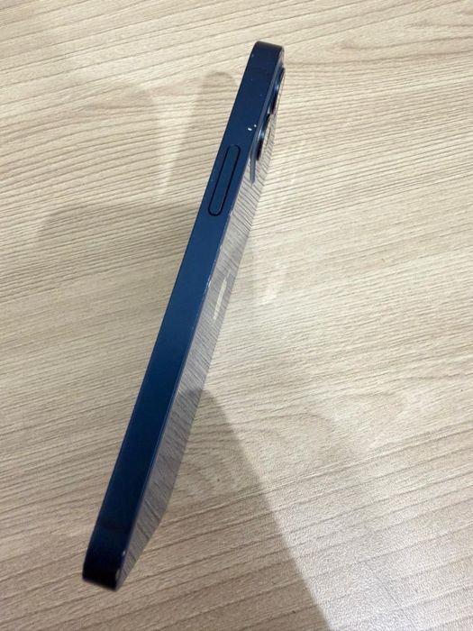 Продам айфон 12 мини