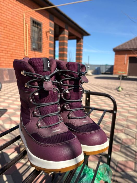 Продам зимнюю обувь для девочки Reima