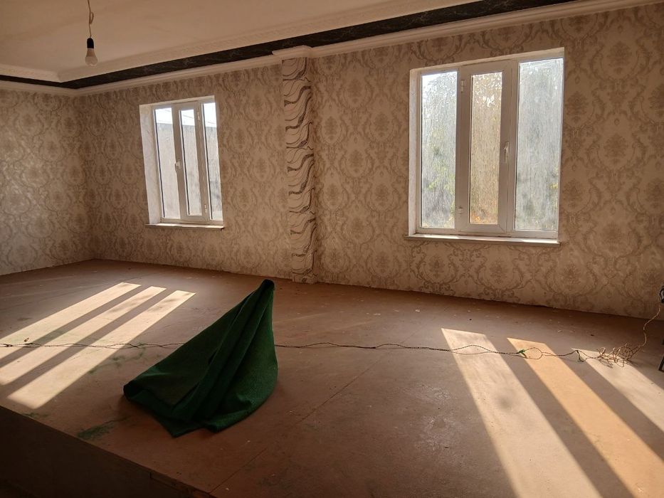 Zabzi poya yangi qishloq 6sotix yer hovlisi bitgan yevro remont