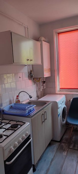 Închiriez apartament zona Tudor Vladimirescu