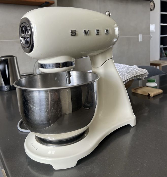 Продам миксер smeg