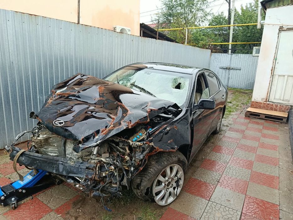 Авто на разбор лексус