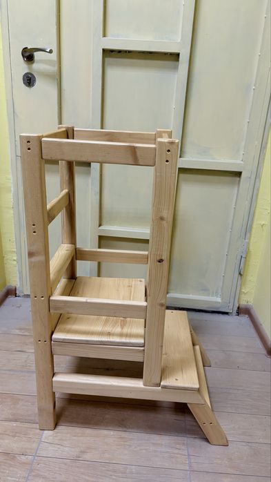 Монтесори помощна кула масив