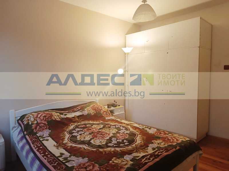 Продава се Двустаен апартамент в София, Център - 65 кв.м за 1769 €/кв.м - Снимка #4