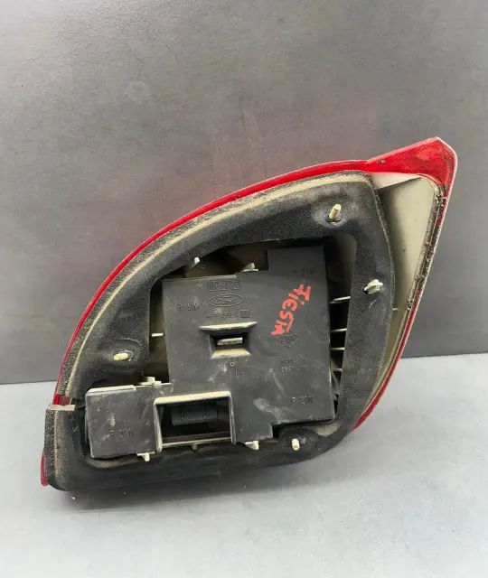 Lampa / Tripla stop stanga pe aripa Ford Fiesta 1996 1.25 MT (74 hp)