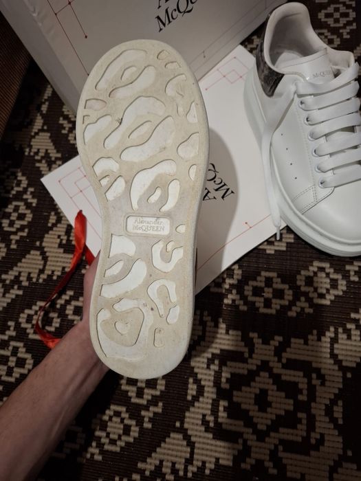 Vand adidasi Alexander Mcqueen