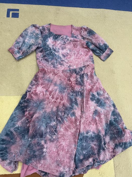 Жаксы жагдайдагы женский койлектер,мужской-женский курткалар сатылады