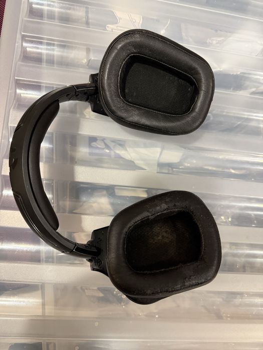 Folosite - Casti gaming wireless Logitech G935 RGB, surround 7.1