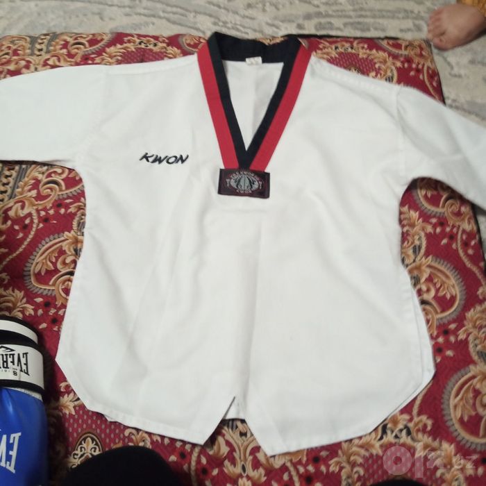 Taekwondo kimano  yangi ikkta