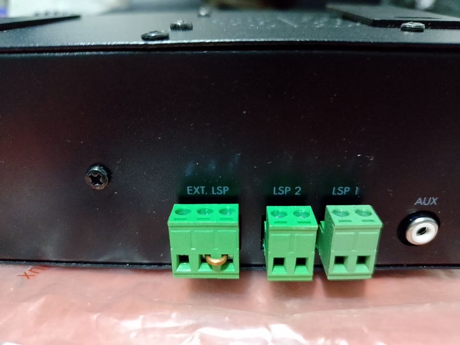 Monacor PA-302  12-24 V statie auto