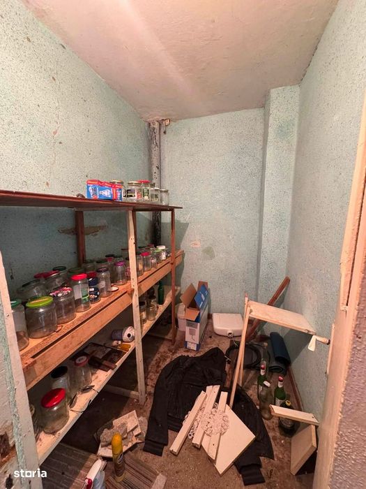 De vanzare apartament cu 4 camere, 2 bai si 2 balcoane, etajul 1, 70mp