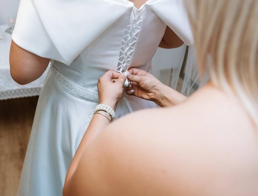 Rochie de Mireasa model Regal 2024