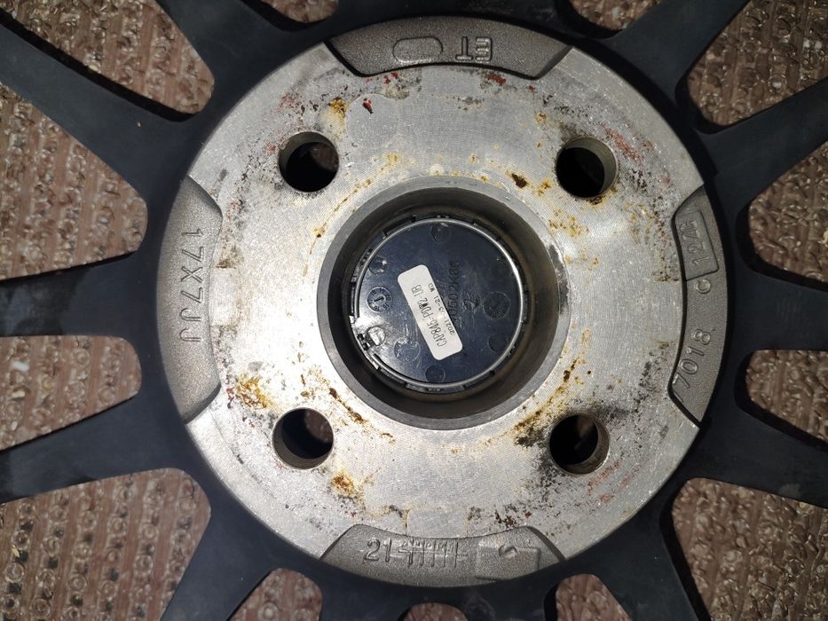 Продам комплект дисков.