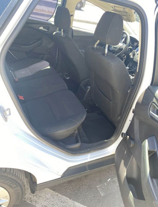 Vând Ford Focus 3