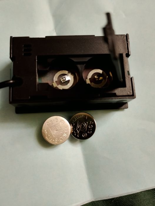 Електронен термометър за аквариум