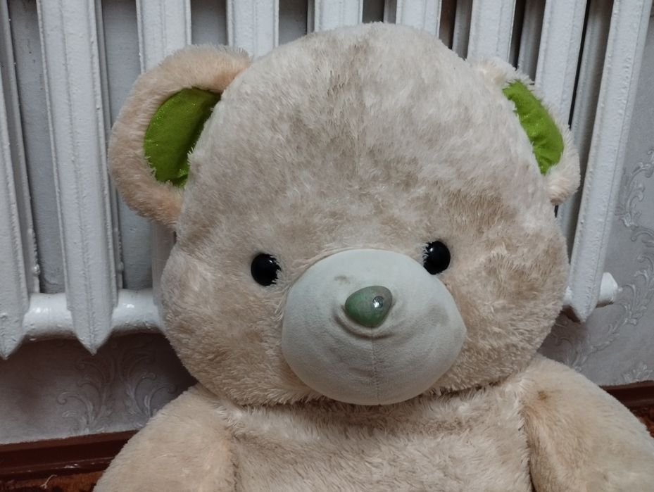 Есть большой Мишка