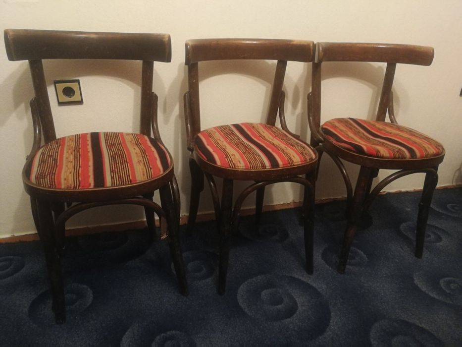 Столове Виенски - много стари