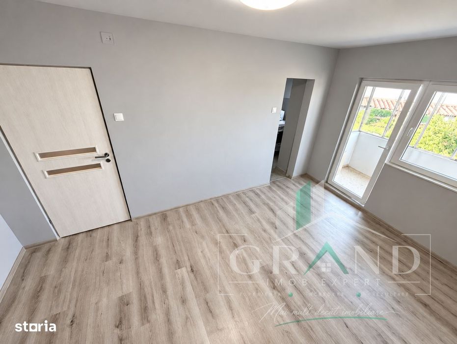 Garsoniera | Balcon inchis | Etaj intermediar | Marasti–zona Rasarit