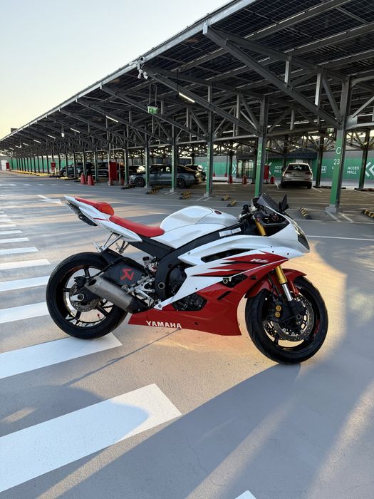 Yamaha YZF R6 rj11