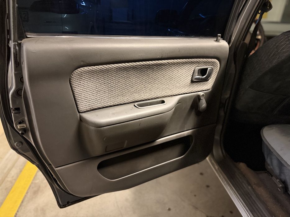 Митсубиси спэйс вагон