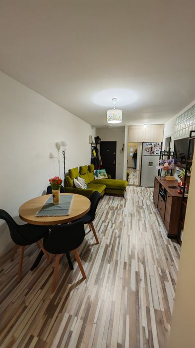 Apartament 3 camere Sub Cetate Poligon baza sportiva