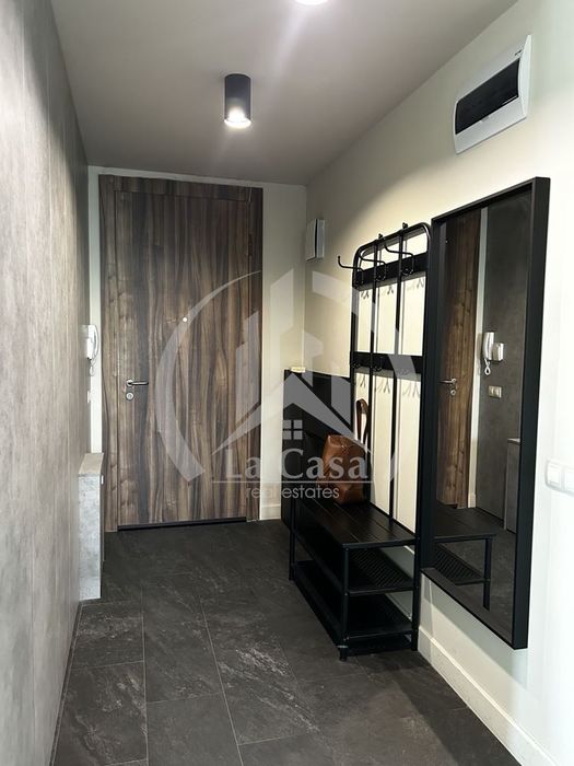 Дава се под наем Тристаен апартамент в София, Младост 4 - 120 кв.м за 1000 € - Снимка #8