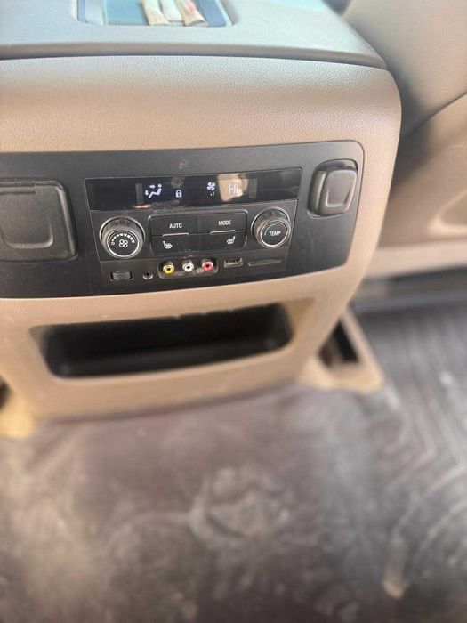 Gmc Yukon GMC Yukon XL Yukon XL SLT 5.3 V8 | 7 места | Кожа