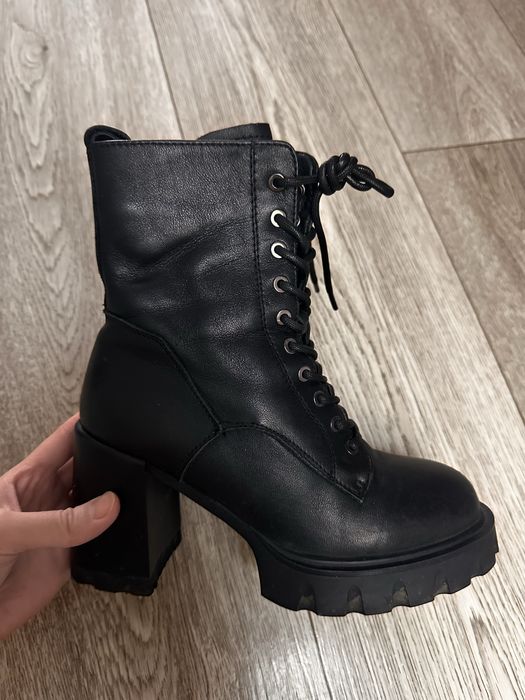 Кросовки и зимние ботигки 35 р