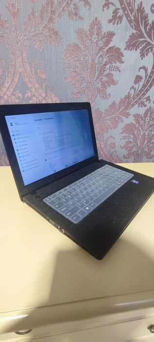 Ноутбук Lenovo i3