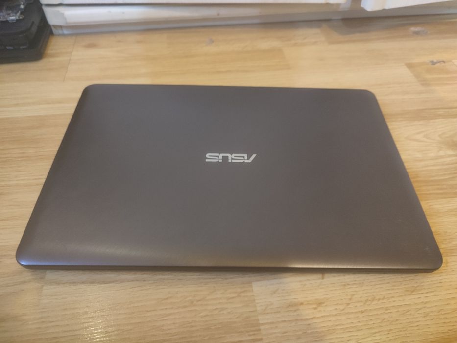 Laptop model NOU - Asus Vivobook F543M - Intel N5030 Quad Core/ 8gb DDR4/ 128GB SSD/ Baterie 3h