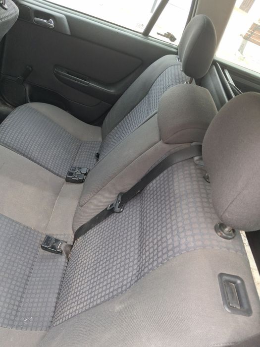Vând Opel astra g cu probleme la motor