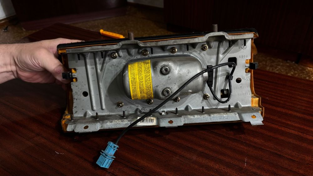Пассажирский Airbag (подушка) VW Golf 3 / Passat B4