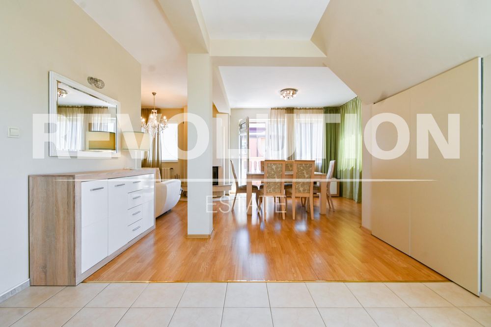 Продава се Тристаен апартамент в София, Павлово - 113 кв.м за 3009 €/кв.м - Снимка #1