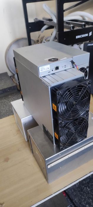 Продавам antminer S19k pro