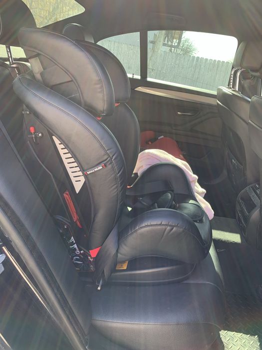 Scaun cu baza isofix infababy