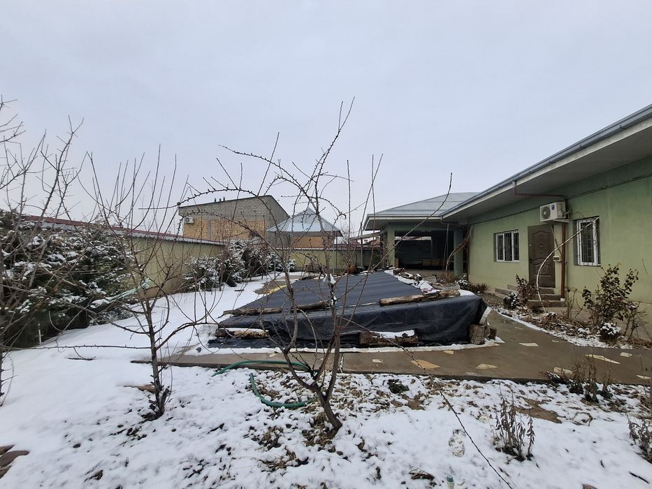 Dacha sotiladi oqtosh