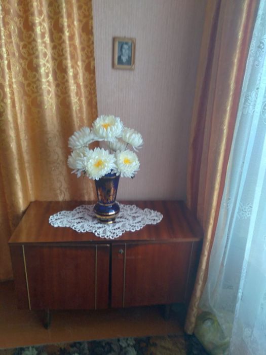 Отдам бесплатно тумбочку