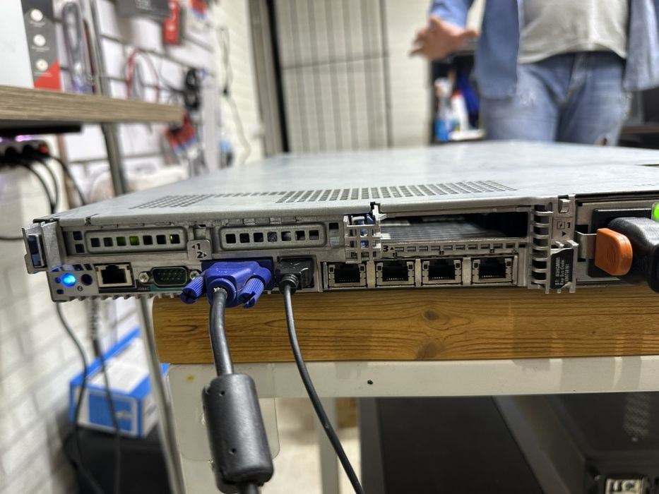 Сервер Dell Power Edge R620