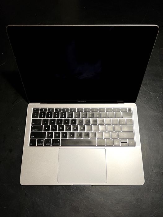 MacBook Air (Retina, 13-inch, 2019) Ploiesti • OLX.ro