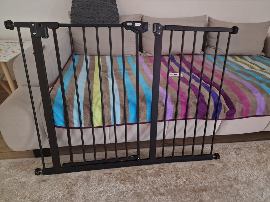 Vând doua portițe pentru copii  impecabile