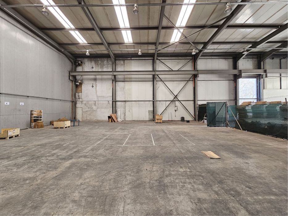 Хале под наем, складови търговски площи в Пловдив