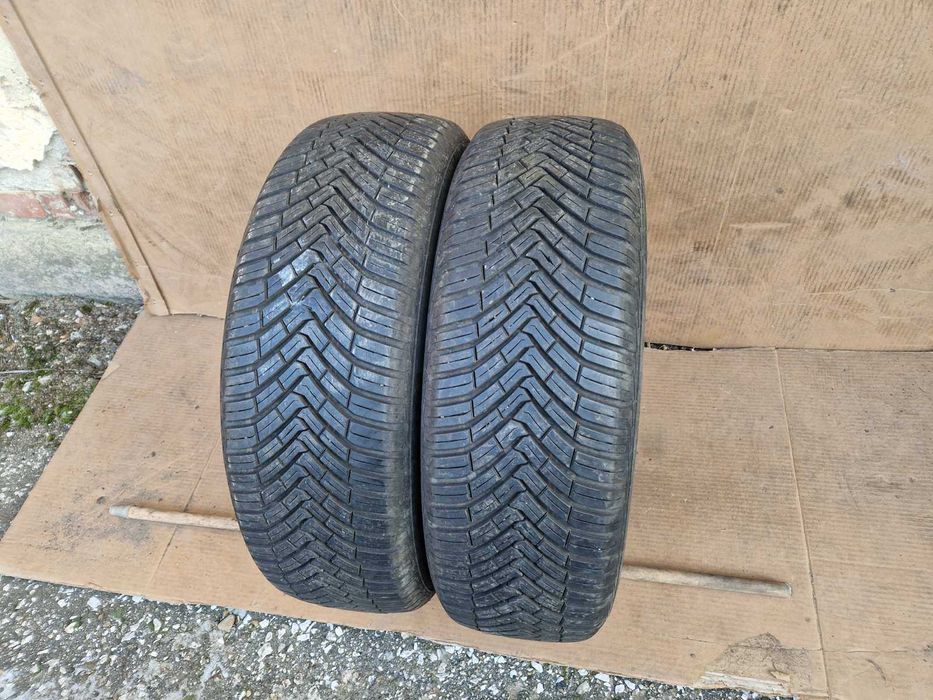 2 Continental R17 215/65 Всесезонни гуми  DOT1422