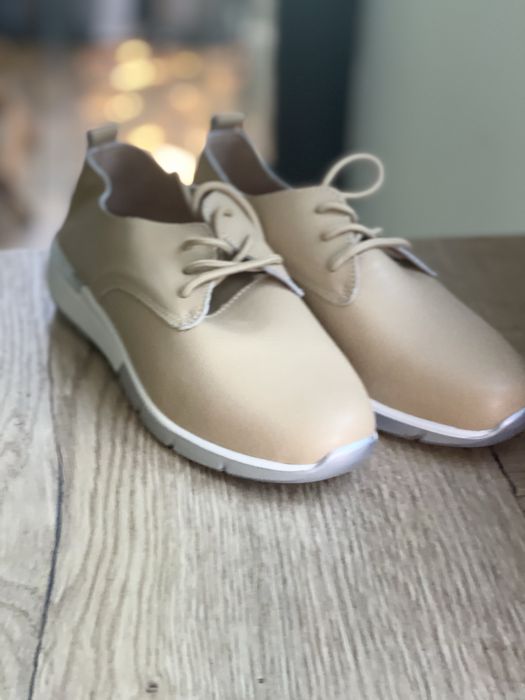 Pantofi sport piele naturala noi, super cozy si moderni