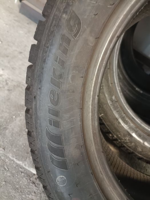 Шины зимние шипованные