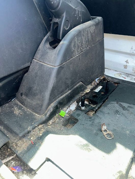 Пране на салон, пастиране / полиране, керамични покрития и др.