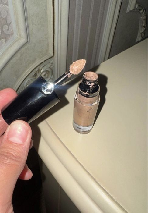 Продам румяна YSL и тени Armani