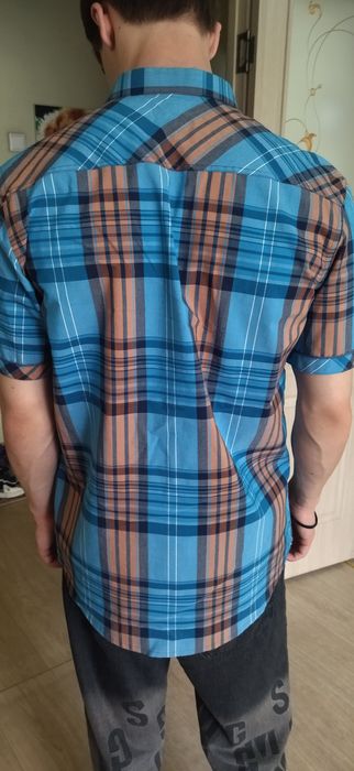 Рубашка мужская       .