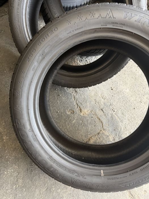 2 anvelope iarna 255/50/20 , Dunlop , 5.8 mm !