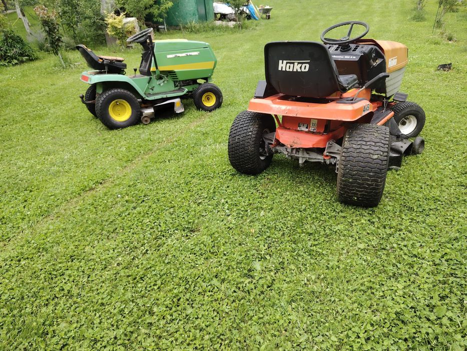 Vând tractoras de tuns iarba gazonul