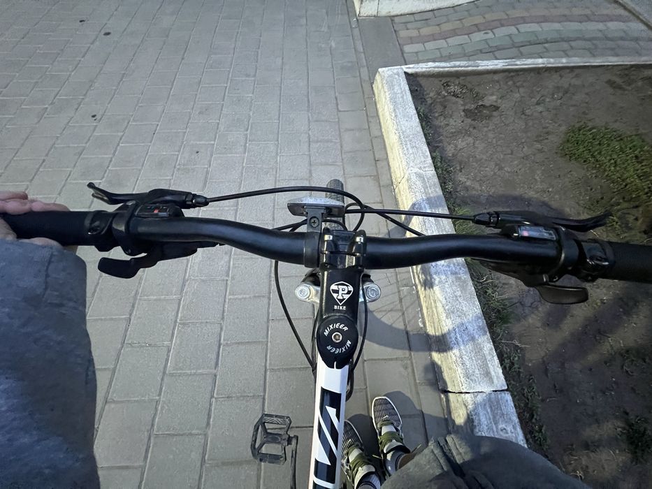 Велосипед PETAVA